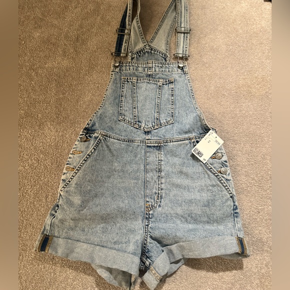 overalls - Picture 2 of 4